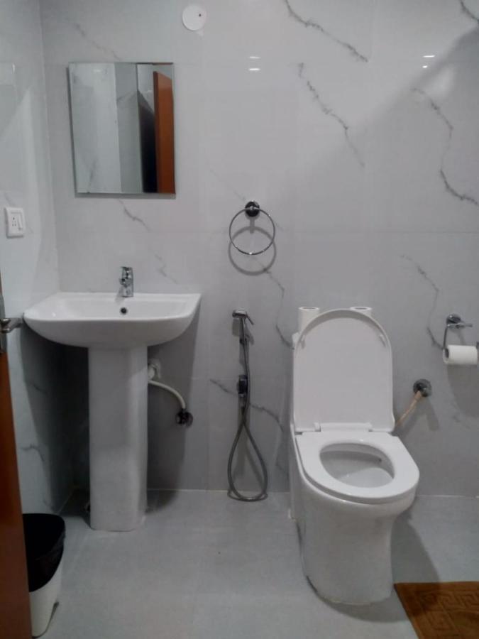Sathya Sai Sankalp Hotel Путапарти Екстериор снимка